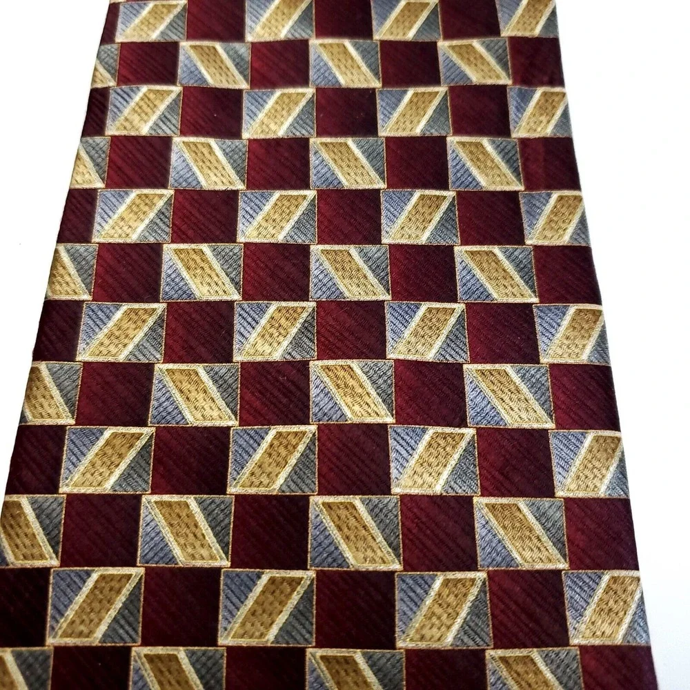 Van Heusen Red Tan Gray‎ Print Wide Geometric Silk Tie